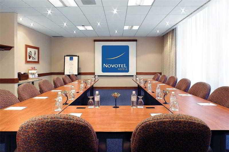 Novotel Toronto North York Dış mekan fotoğraf
