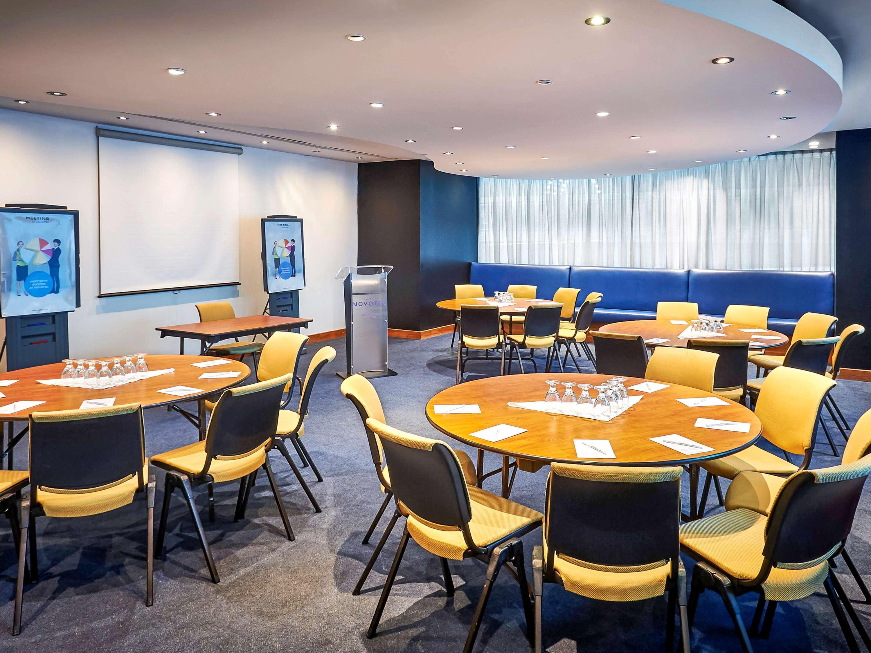 Novotel Toronto North York Dış mekan fotoğraf