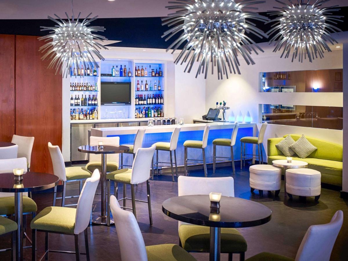 Novotel Toronto North York Dış mekan fotoğraf