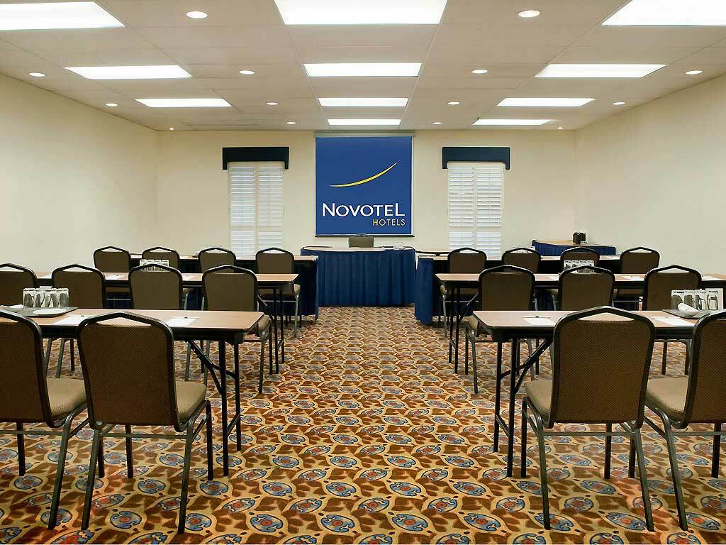 Novotel Toronto North York Dış mekan fotoğraf