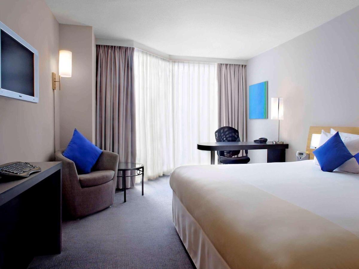Novotel Toronto North York Dış mekan fotoğraf
